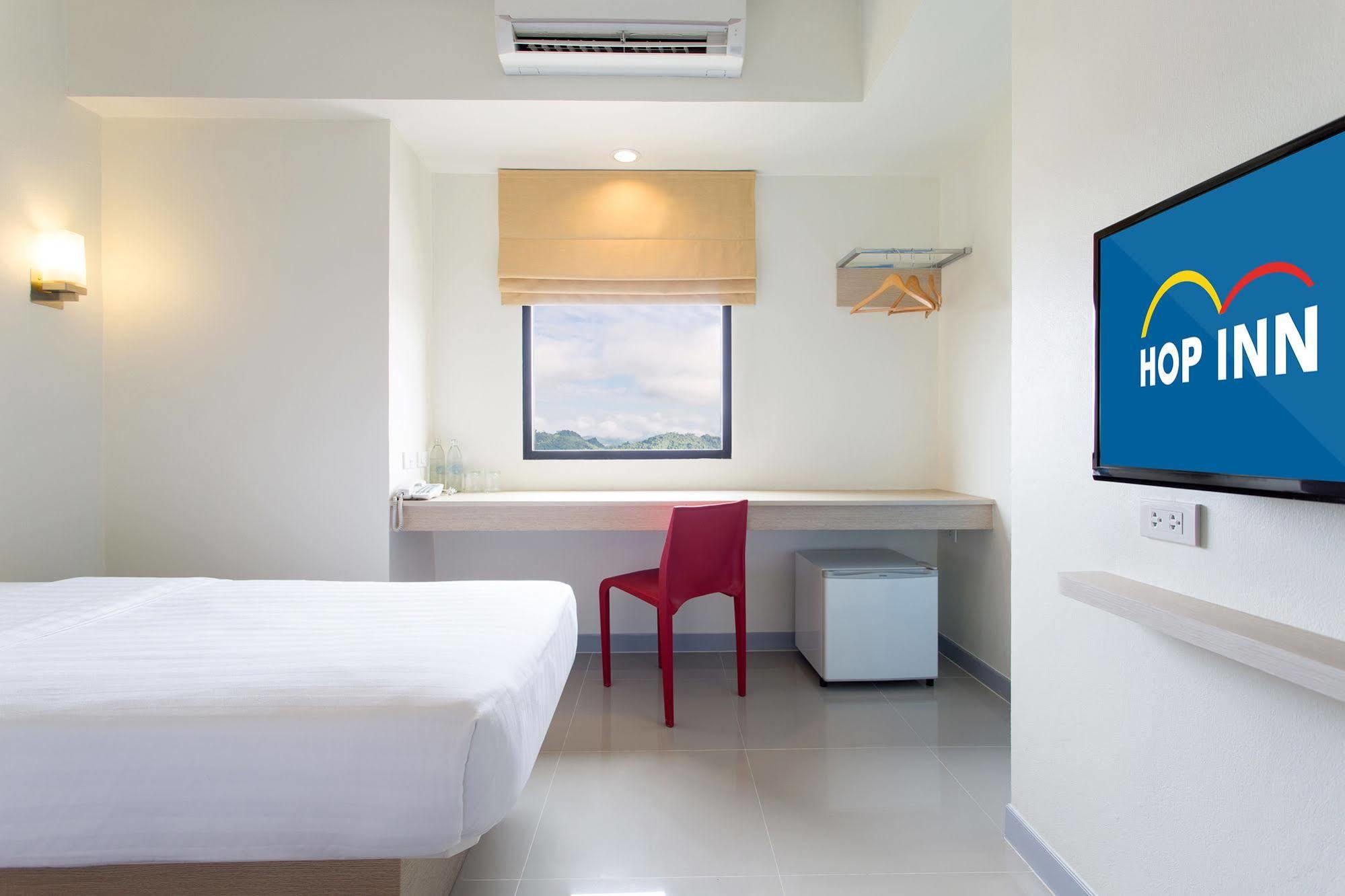 Hop Inn Lampang Exterior photo